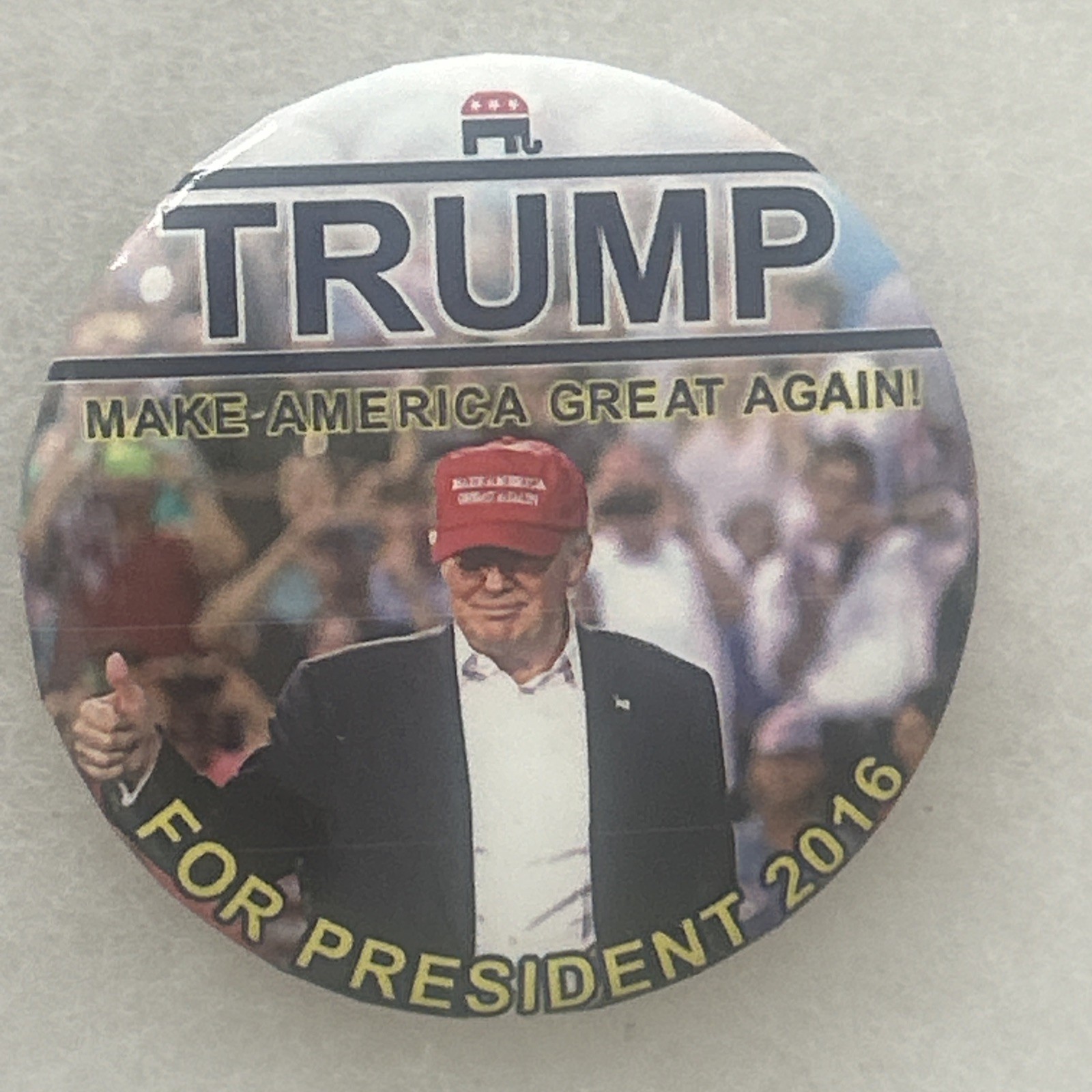 TRUMP Make America Great Again For President 2016  2 1/4” pinback button pin