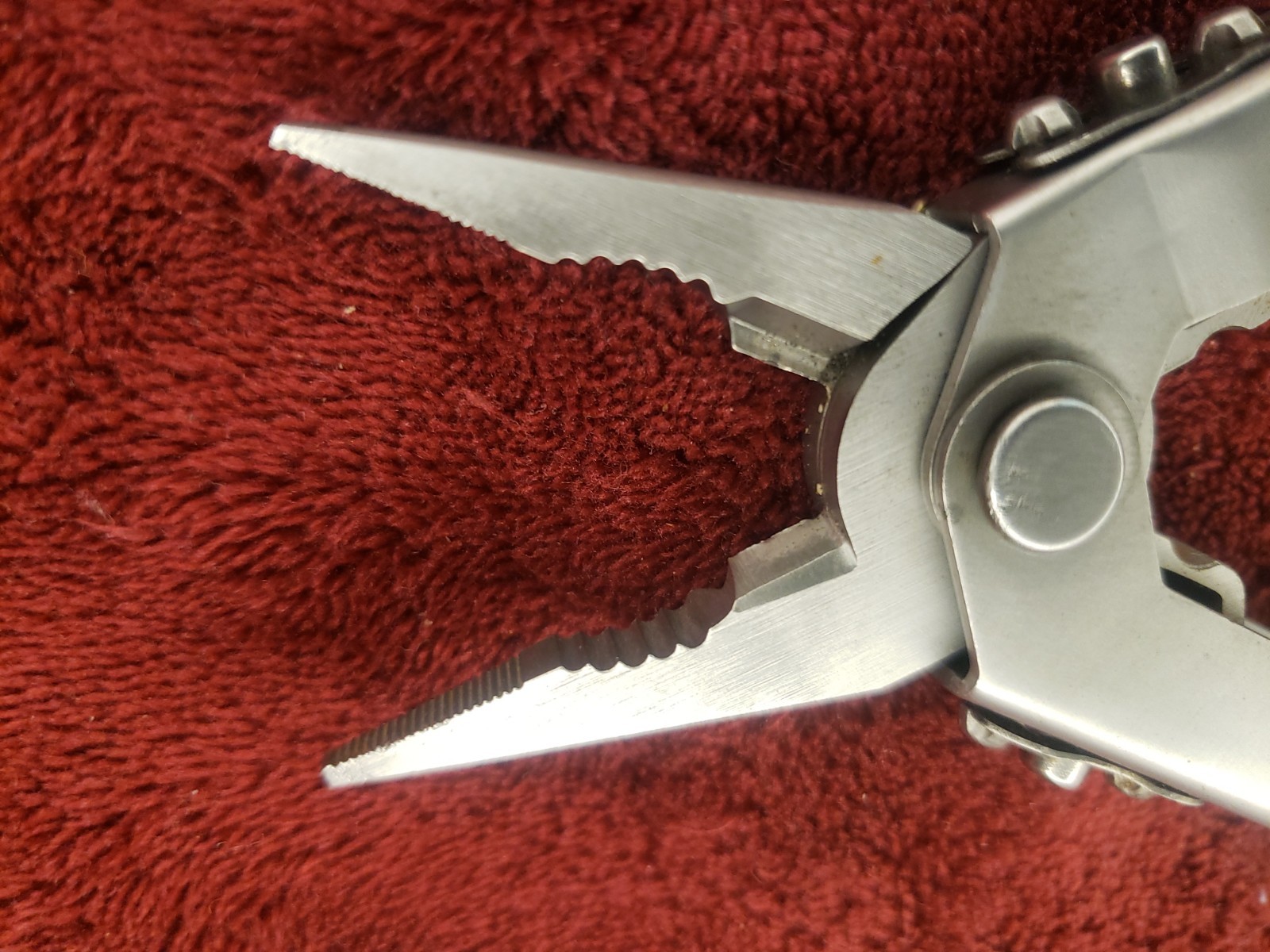 🔪🔪🔪🔪 Gerber Multi Tool Needlenose MP400 with scissors 4sw