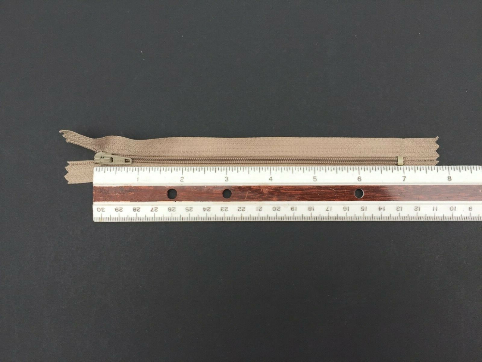 Khaki Color Nylon #3 Closed End Zippers 7" Inch Zipper # hz 72