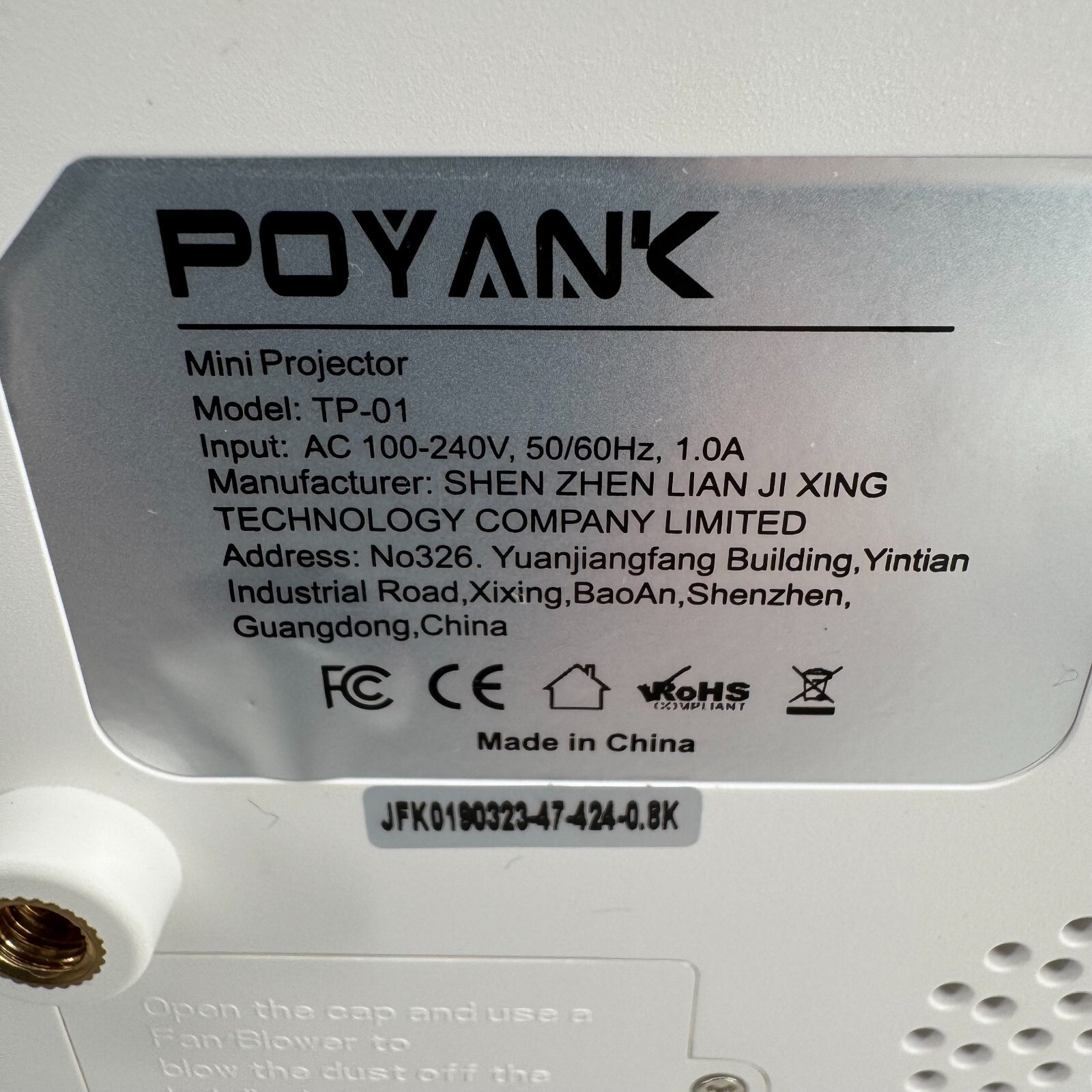 Poyank Model TP-01 White Wireless Mini Projector with Remote - NEW OPEN BOX