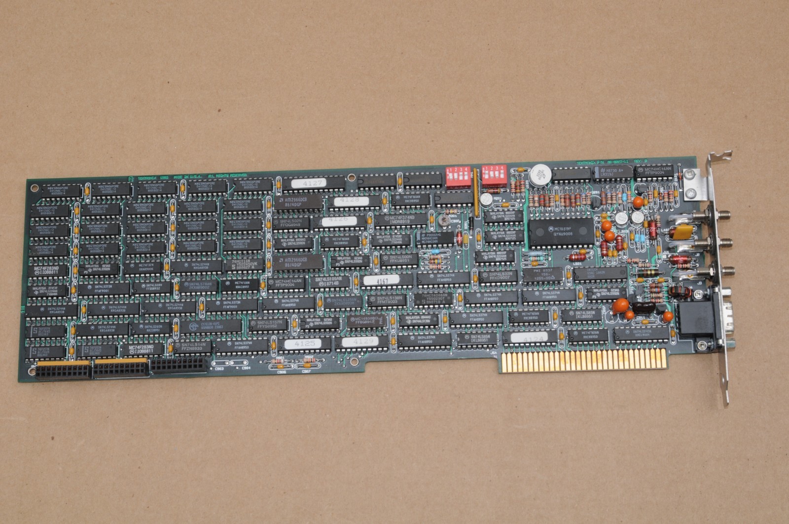 TEKTRONIX PC BOARD, M/N PB-9229-01, SAMPLE INPUT/OUTPUT BOARD, USED, UNTESTED