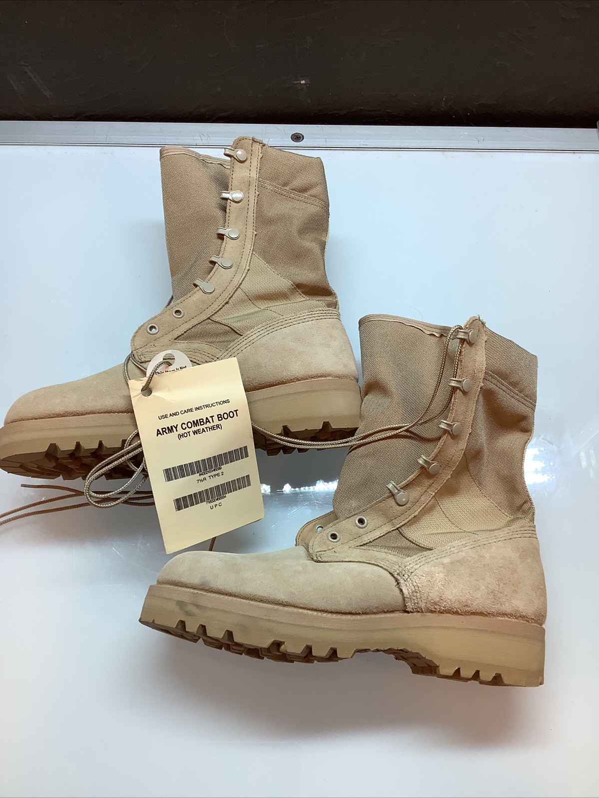 Vibram Boots Military Combat hot Weather Soft Toe Dessert Tan size 7.5R - NWT
