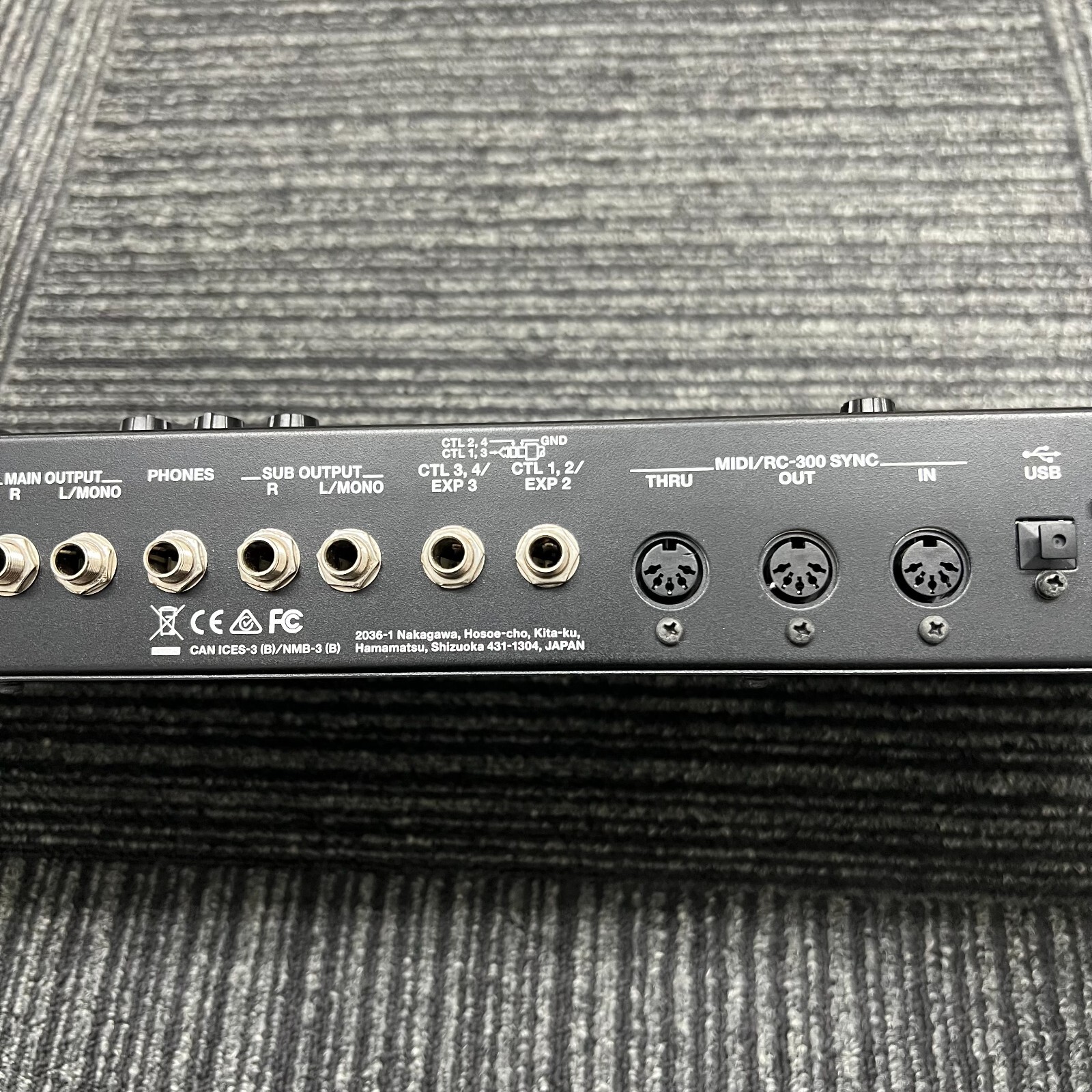 RC-300 Loop Station: Ultimate Looping Effects Processor