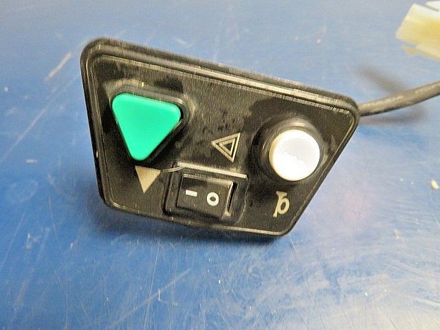 Front RIGHT Horn/ Hazzards Switch Pad Pride Mobility Maxima Scooter #6126