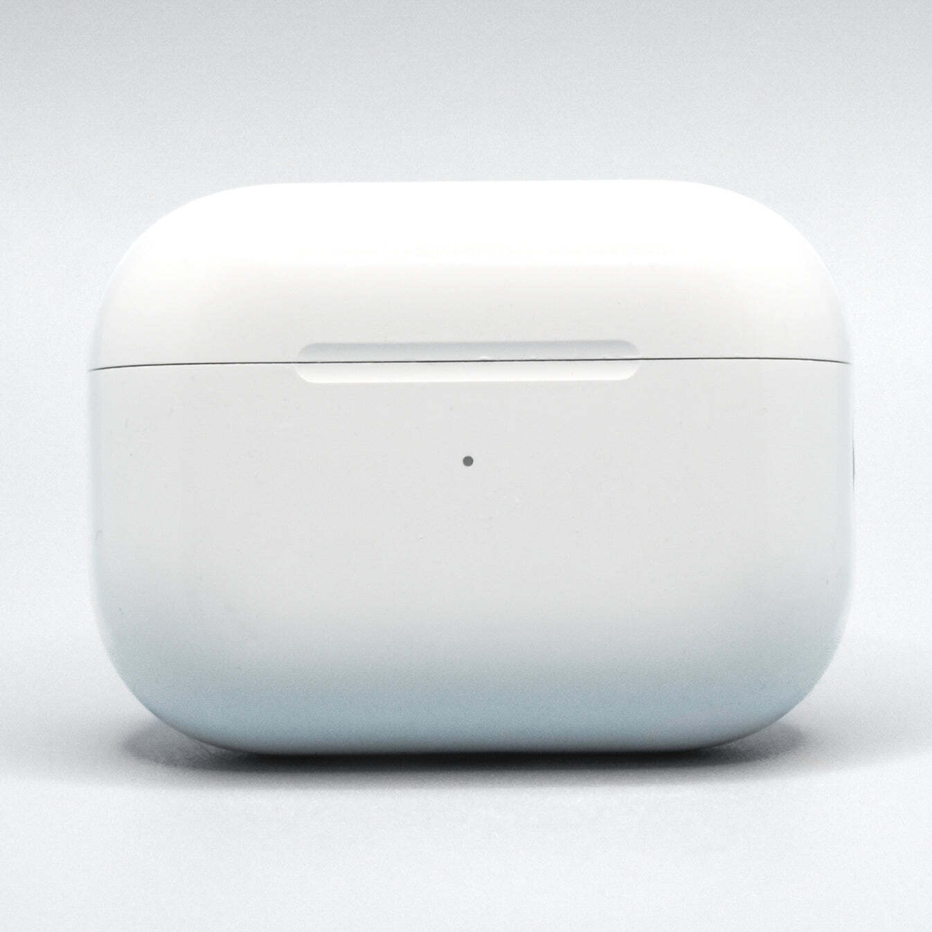 Apple AirPods Pro Replacement Charging Case (2nd Generation) - Lightning & USB-C