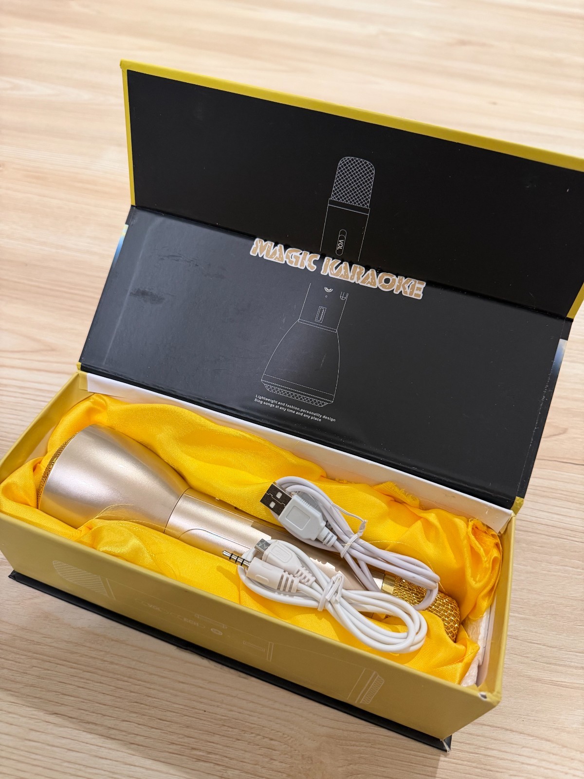 Magic Karaoke MIcrophone (KTV-K088)