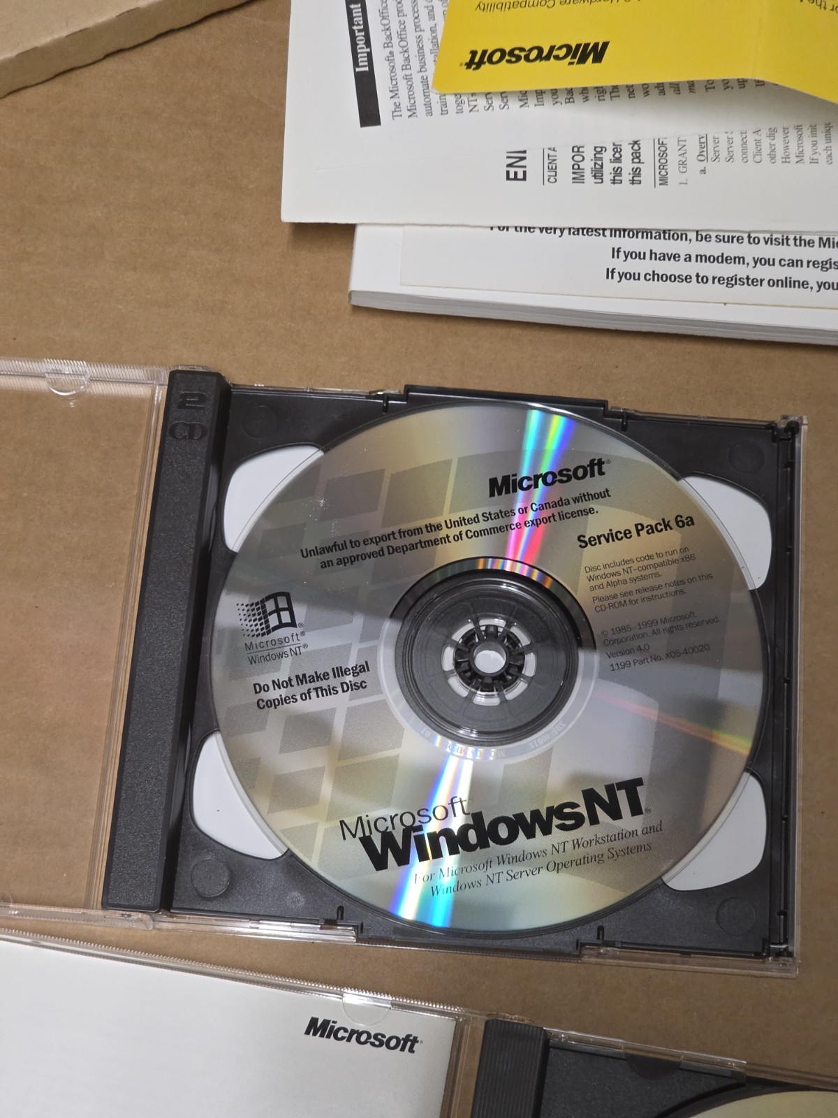 WindowsNT Server 4.0 Upgrade 5 CAL Client Pack CD-ROMs & floppies NT WinNT 4.0