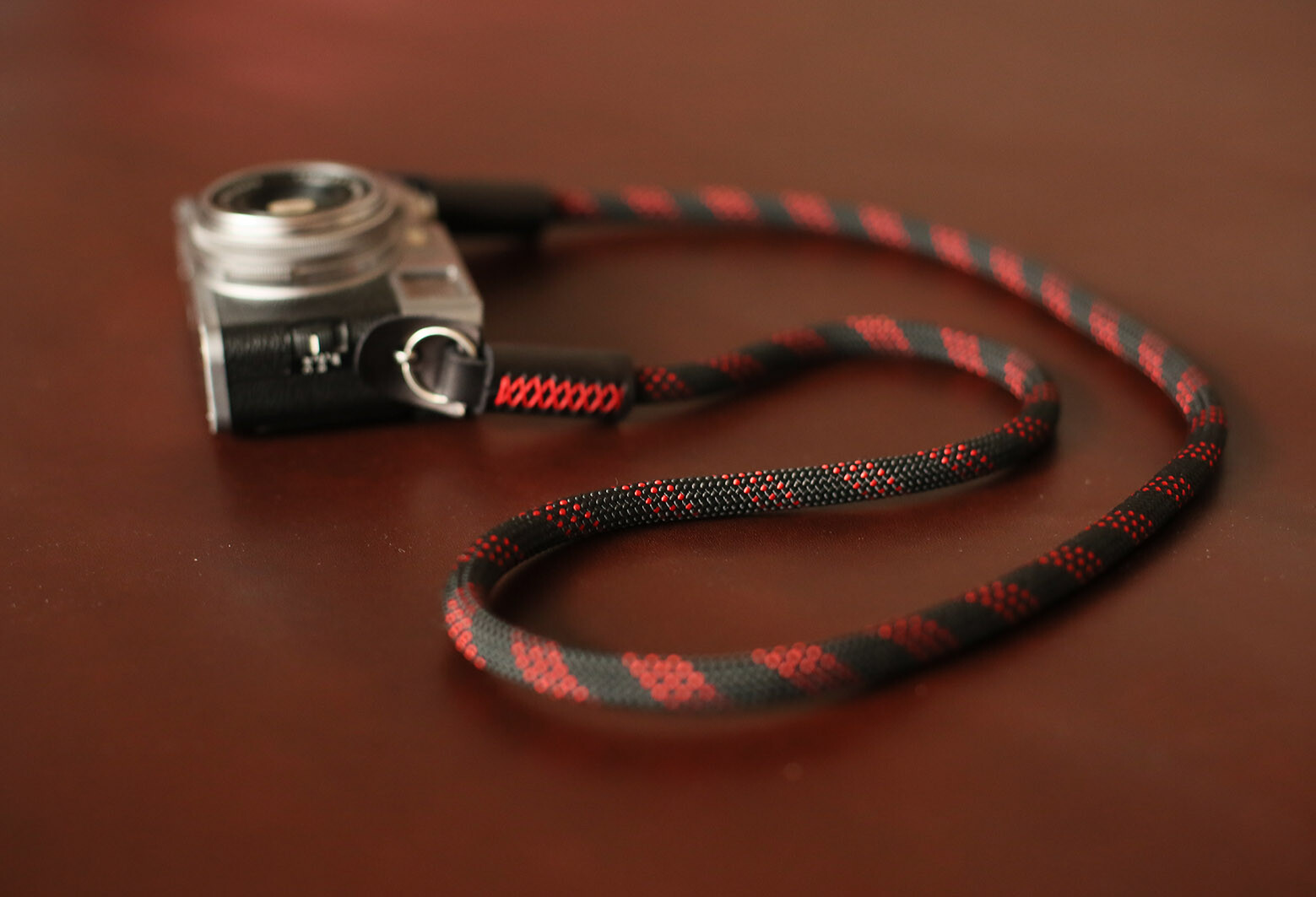 Black red dot climbing rope camera neck shoulder strap type B
