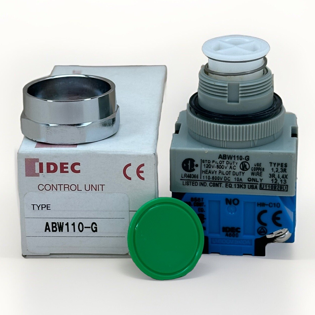 *Lot of 2* IDEC ABW110-G Momentary Green Pushbutton *NEW in Box