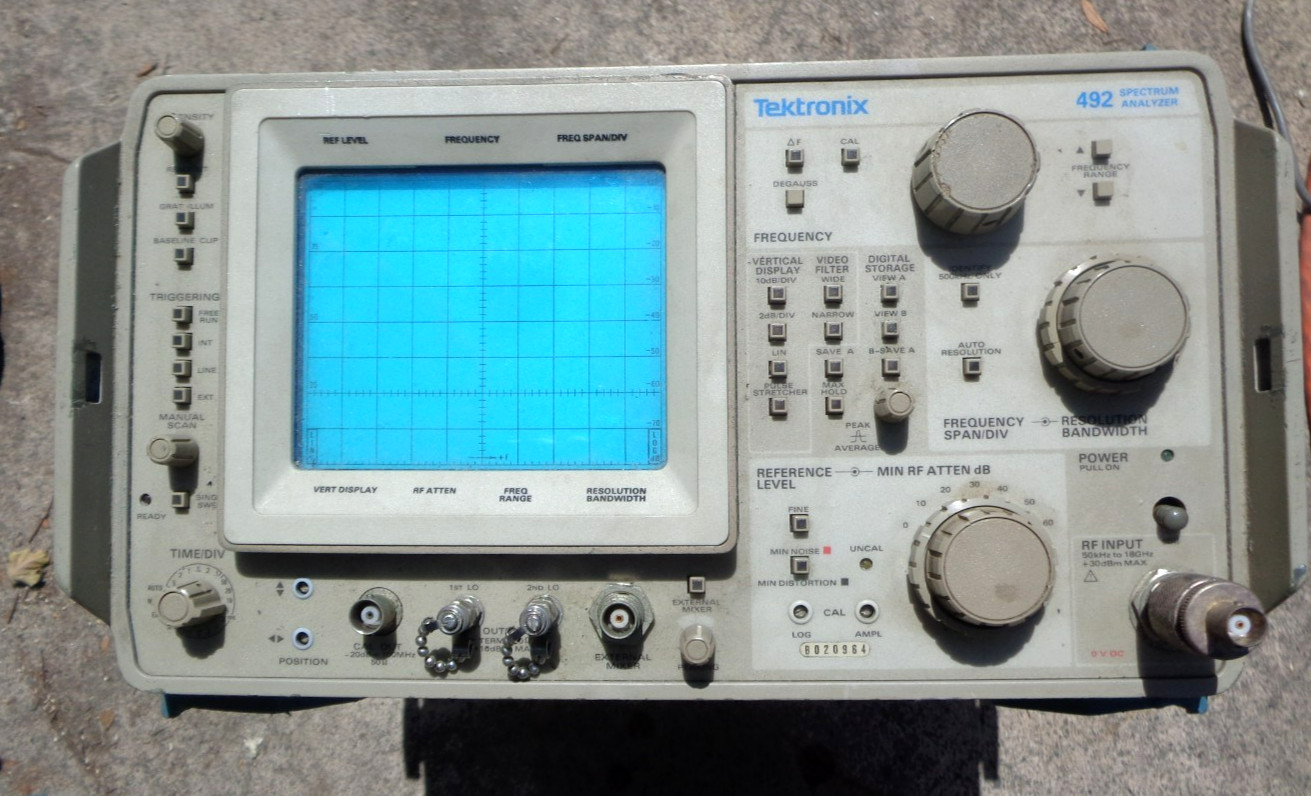 Tektronix 492 Spectrum Analyzer