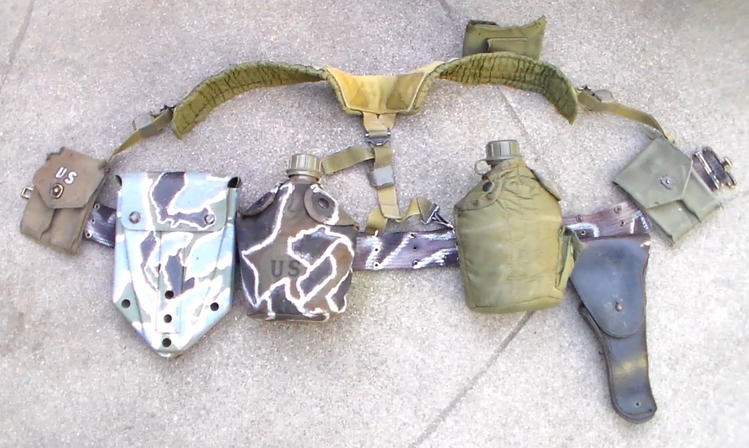 Old US Vietnam War to 1980s Pistol Belt & Holster & Canteens & Pouches (USED)