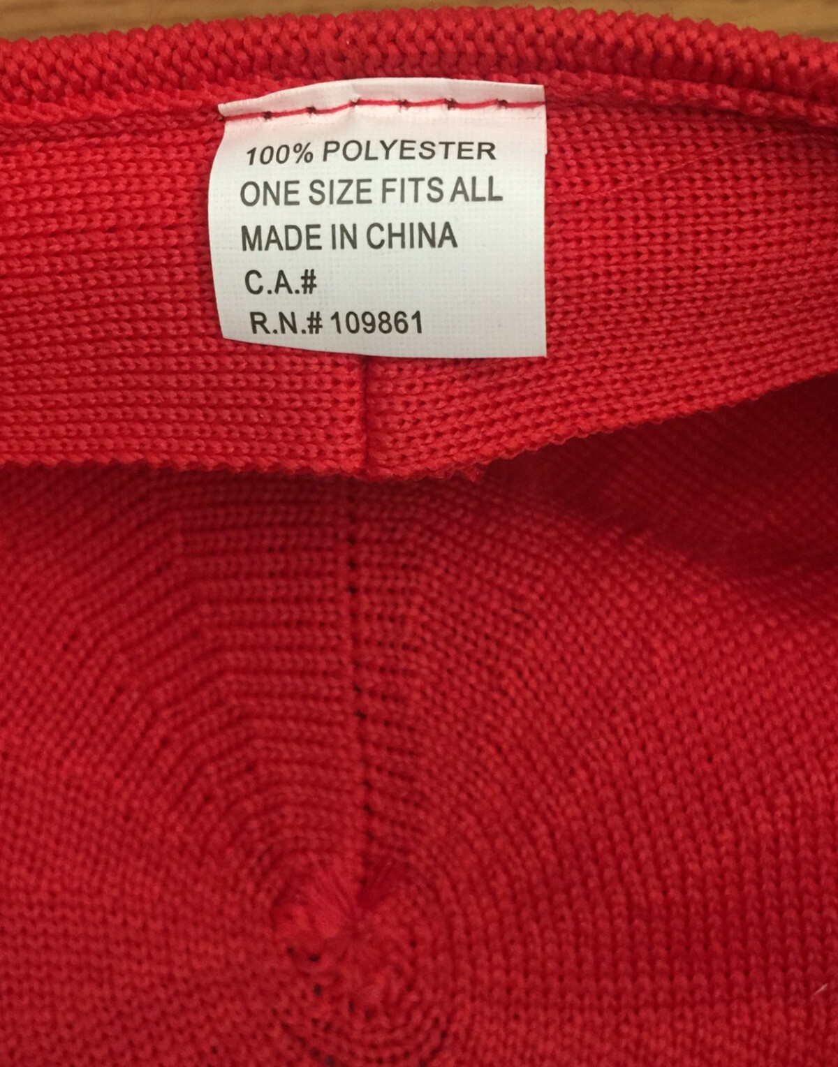 RED CAP KNIT POLYESTER EMBROIDERED LOGO GOLF FLAT CAP HAT MENS