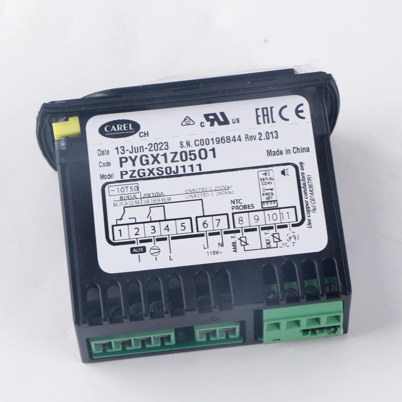 1PCS NEW CAREL PZGXS0J111 with 2 Sensor Probes Temperature Controller