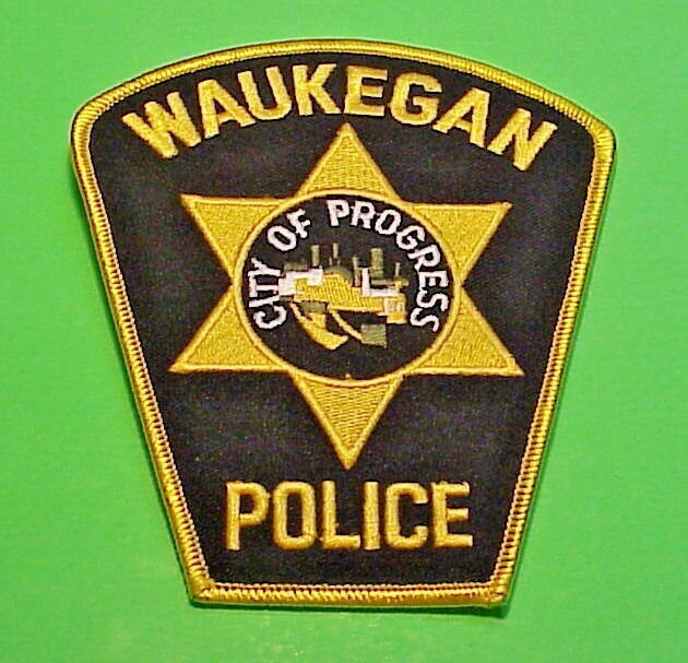WAUKEGAN  ILLINOIS  IL " CITY OF PROGRESS " 5" POLICE PATCH   FREE SHIPPING!!!