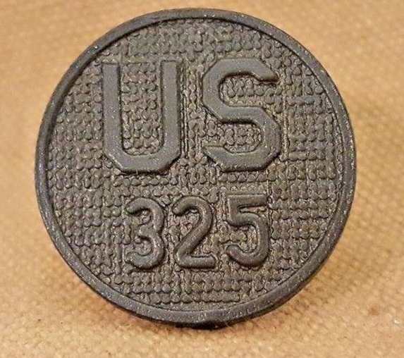 WWI US 325th Regiment Collar Disk, 82nd(All American) 84th(Rail Splitters) Div.