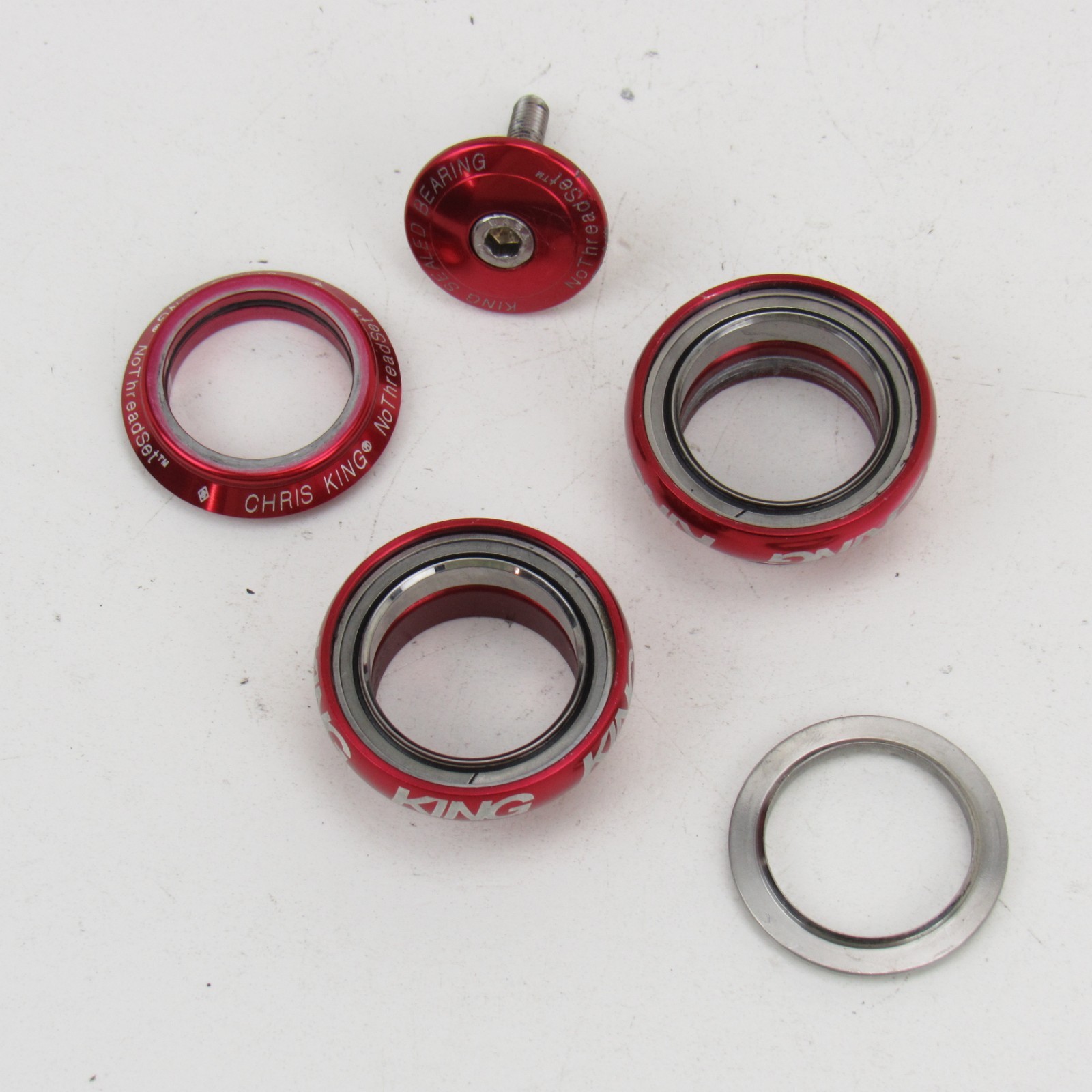 Chris King "NoThreadSet", Headset, 1-1/8" Red