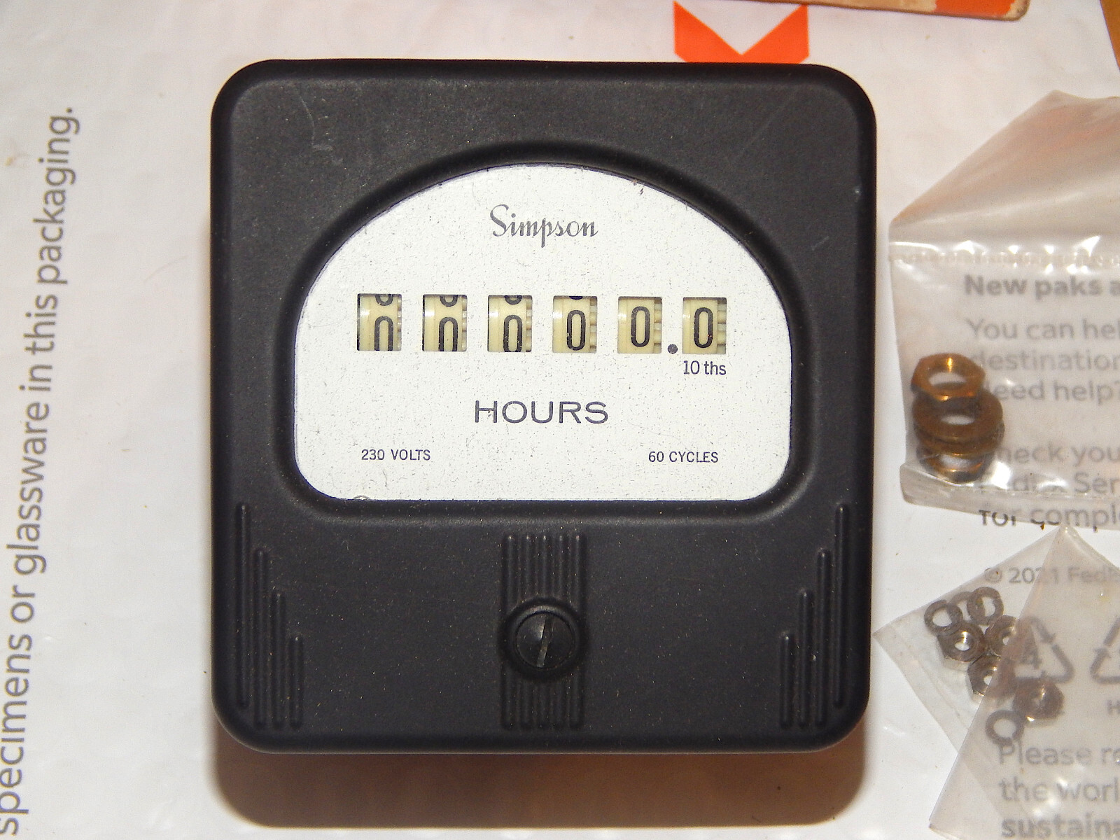 SIMPSON Mo 57-ET Elapsed Time Meter 230VAC 60 Cycle 2 7/8" MH 3" X 3.5" Face