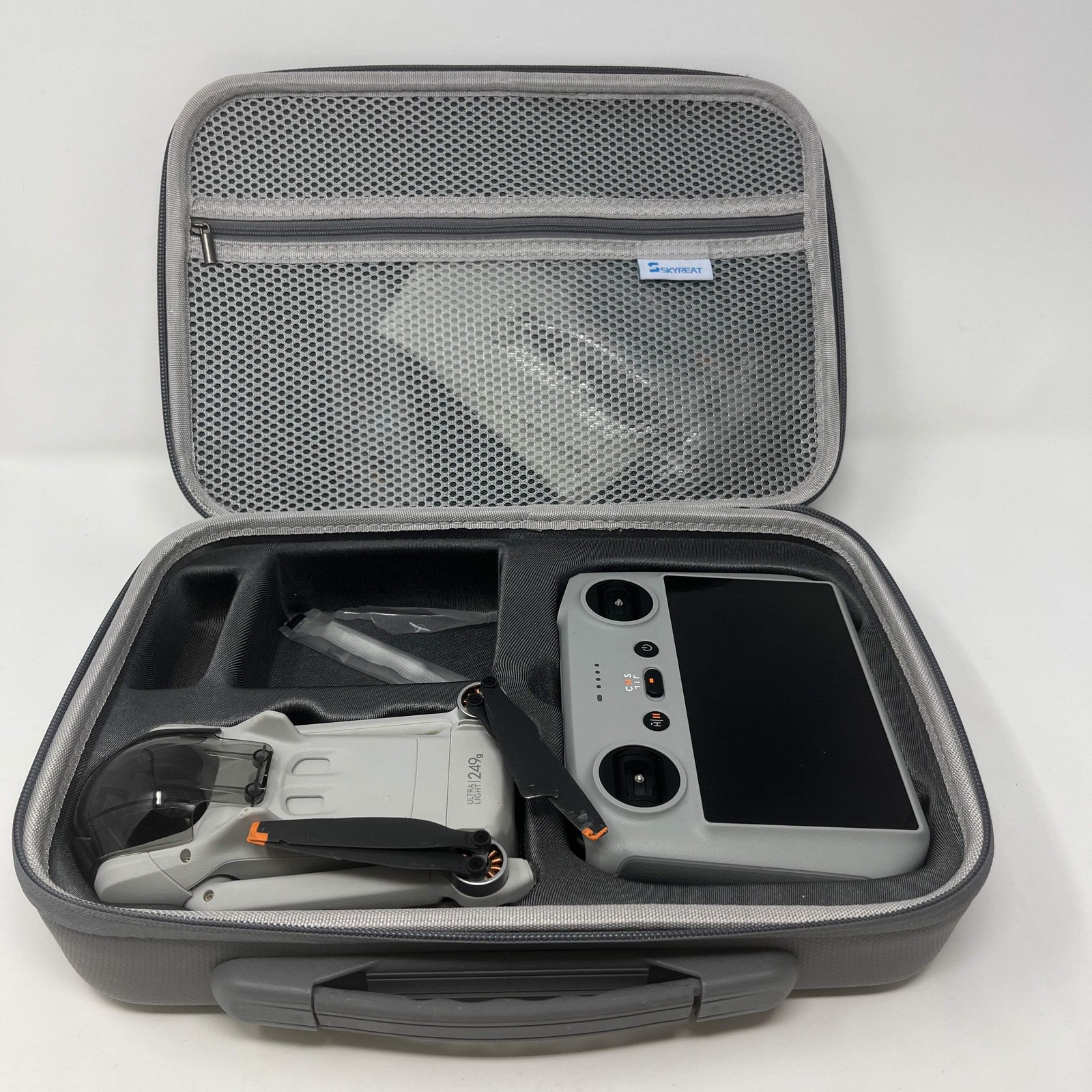 Broken DJI Mini 3 Drone and Controller CP.RC.00000005.01