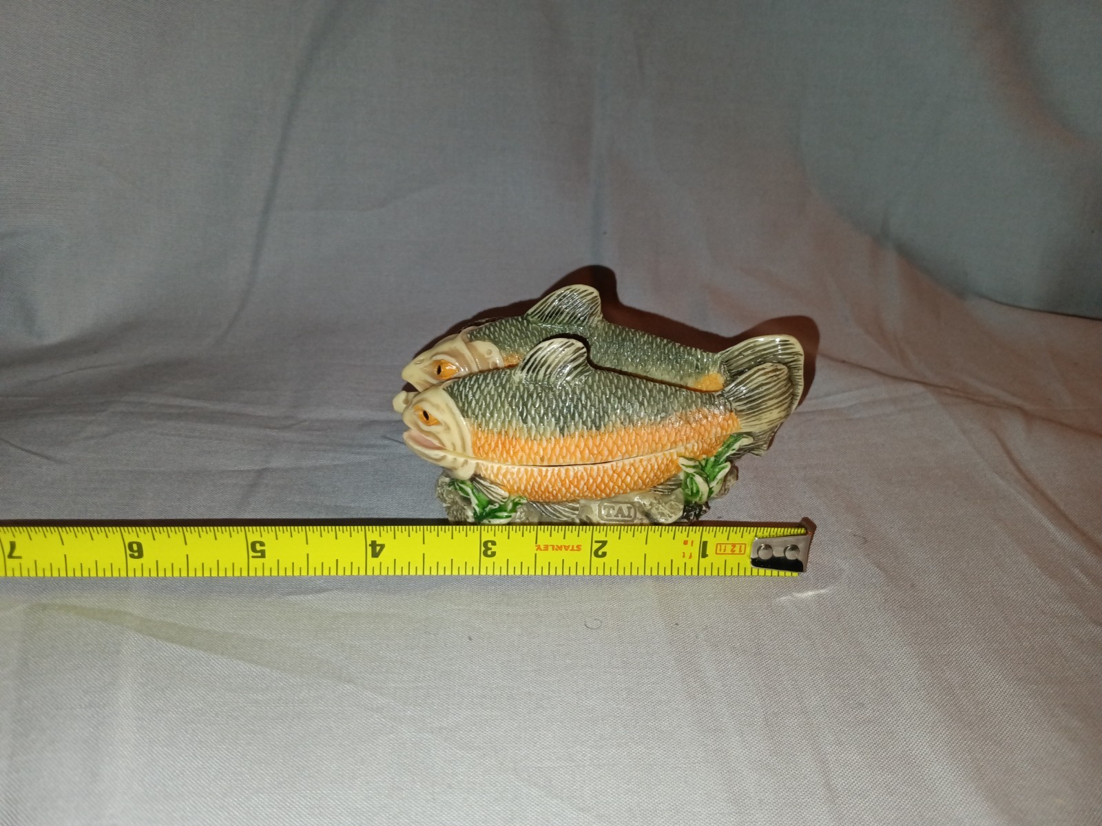 Kai / Coy Fish Trinket Container