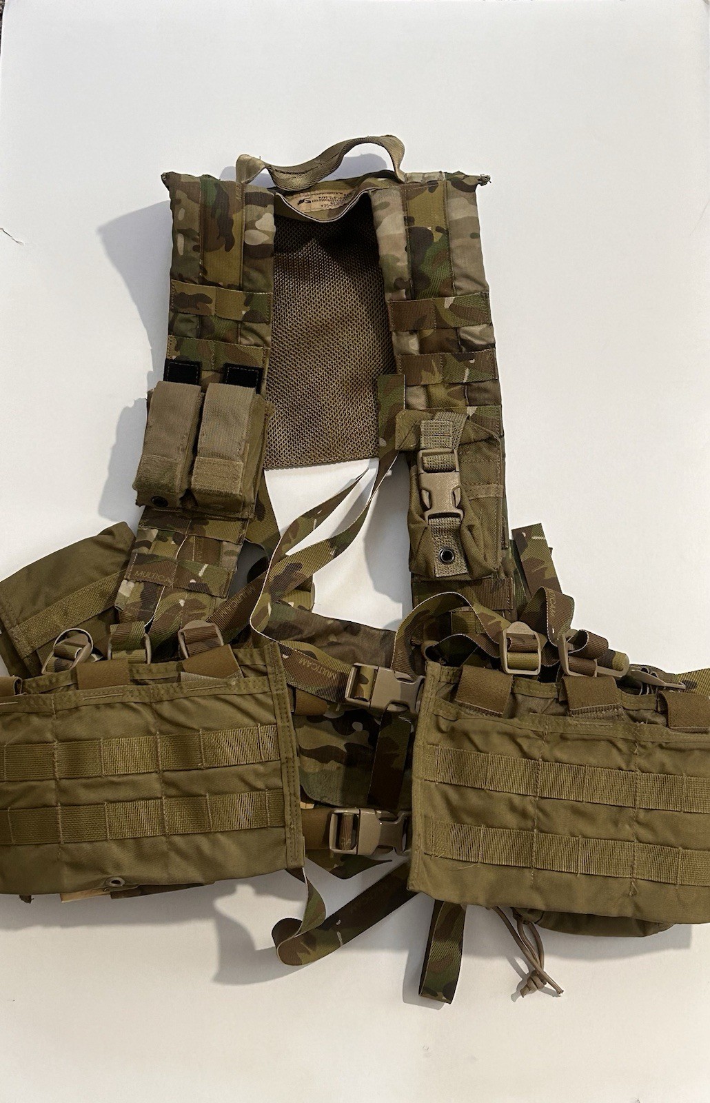 Eagle Industries Multicam H-Harnrss Split Front Chest Rig w/Pouches