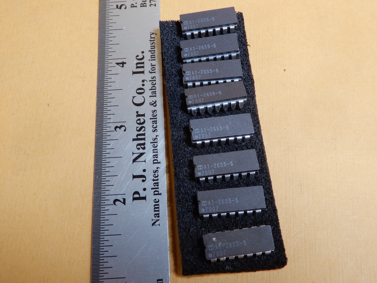 Harris HA1-2655-5 2 Circuit Amplifier CERDIP-14 Quantity 8 NOS