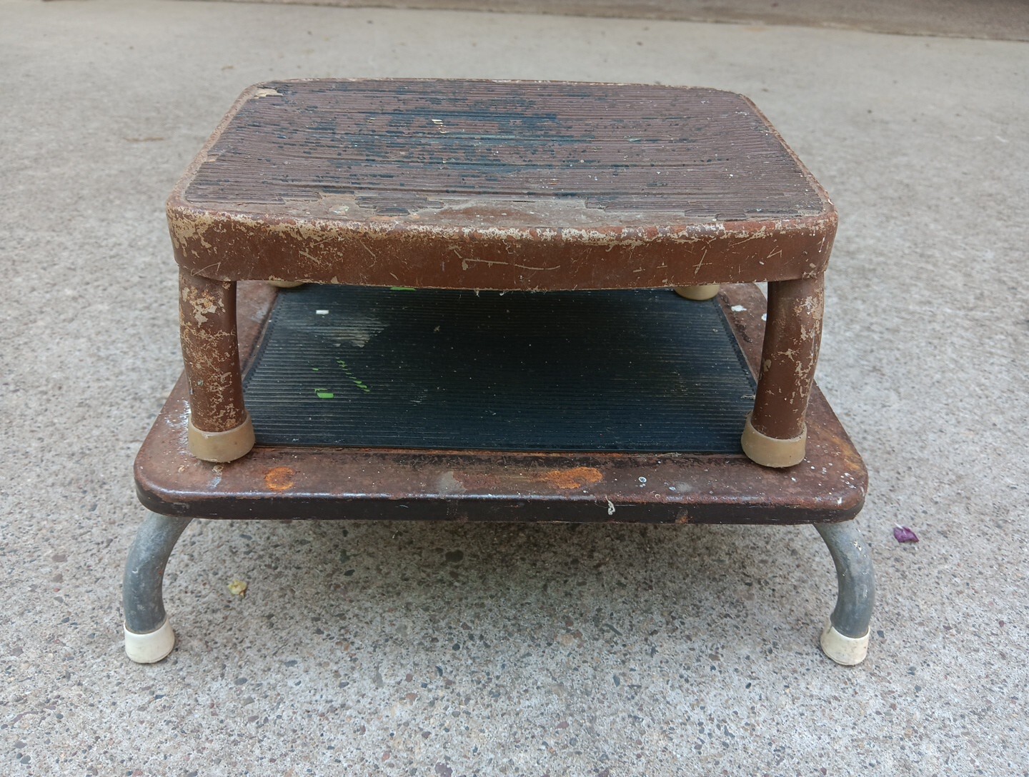 Vintage Step Stool  Metal Lot Of 2 Small Brown Lot Of 2