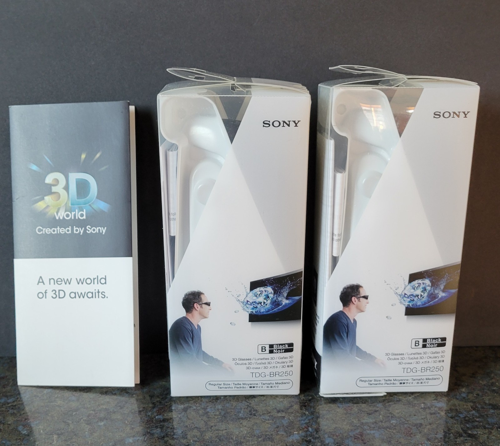 Sony BRAVIA 3D Glasses Set of 2 Pair TDG-BR250 Regular Size Black NEW Open Box