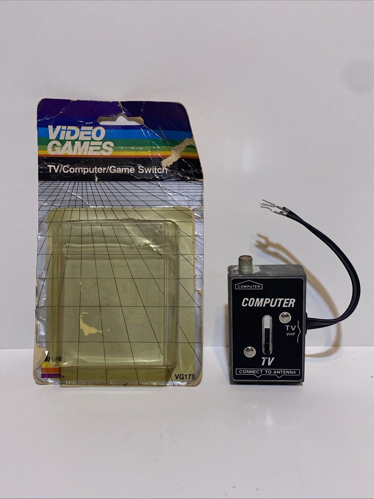 TV Computer Game Switch, Dual Input 1983 Gemini VG175. VHF switch. Atari Switch.