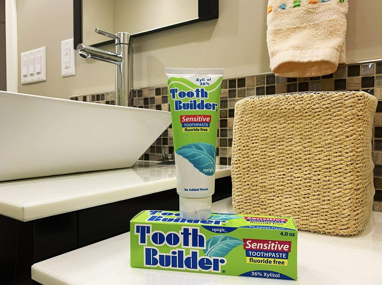 Squigle Tooth Builder Sensitive Toothpaste, Prevents Canker Sore - 4 Oz - 6-Pack
