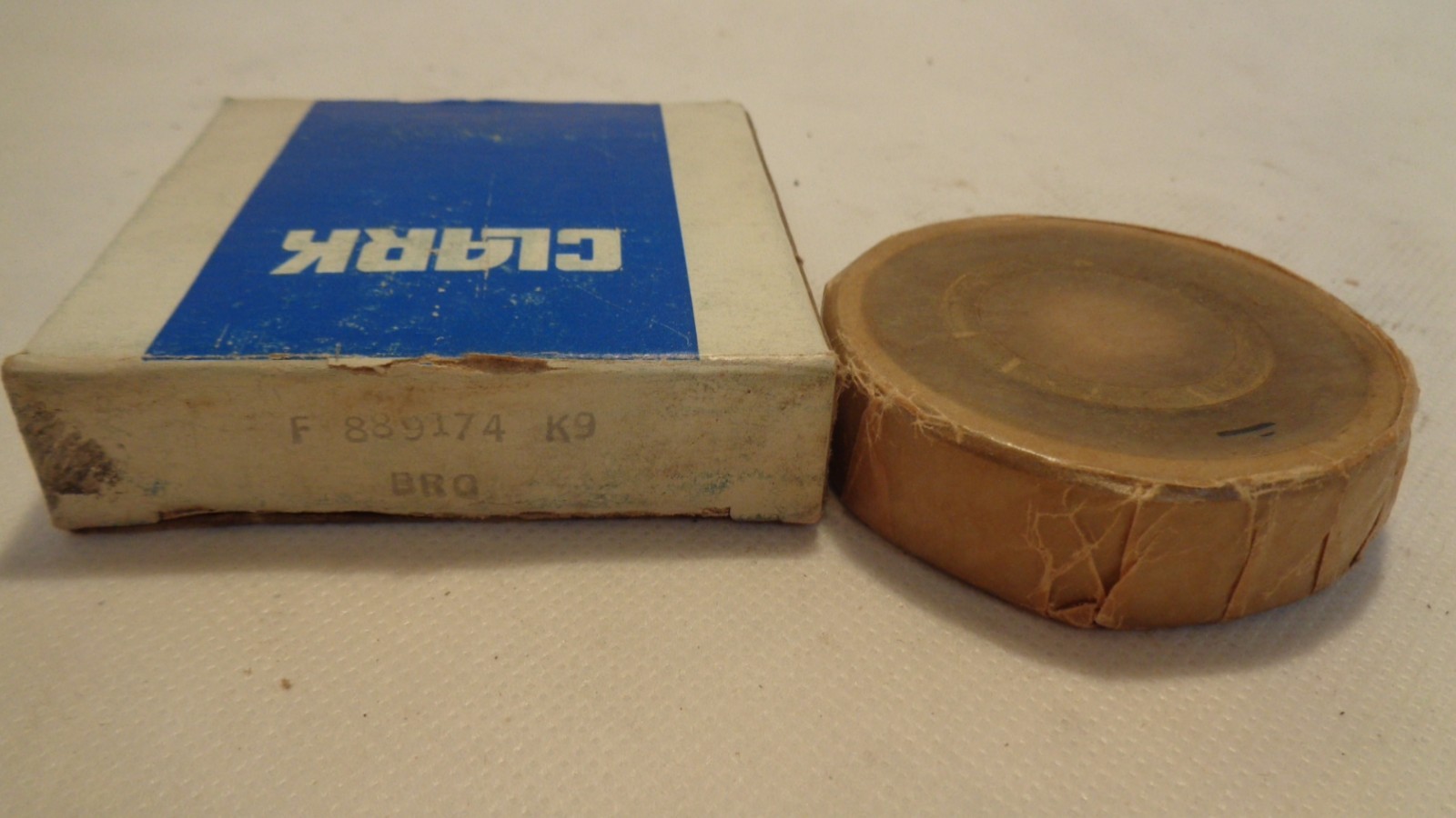 NEW  IN BOX CLARK NHD 3305 889174 BEARING