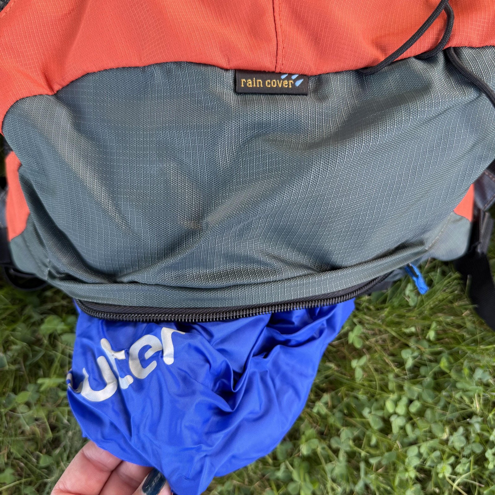 Deuter AC Lite 15 Hiking Backpack 15L Hydration Pack CamelBak 70 oz Rain Cover