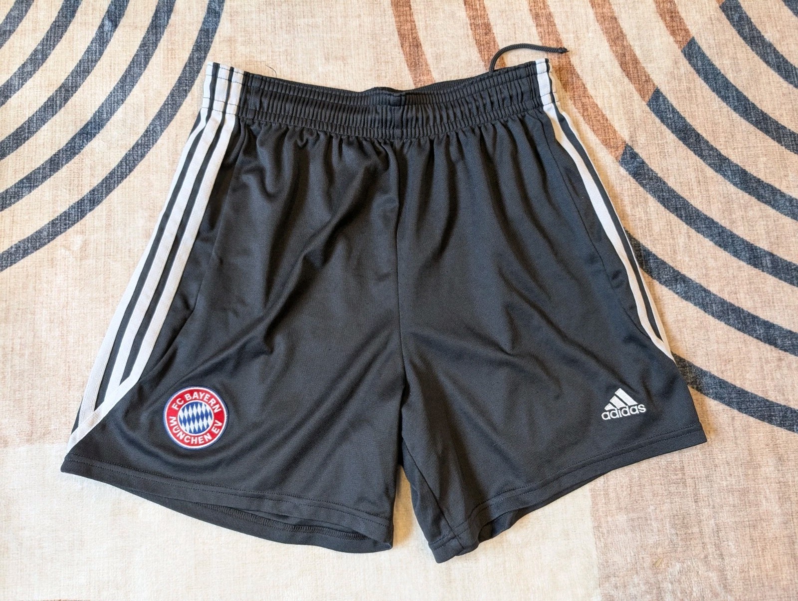 2002-2004 Bayern Munchen FCB Home Shorts Adidas