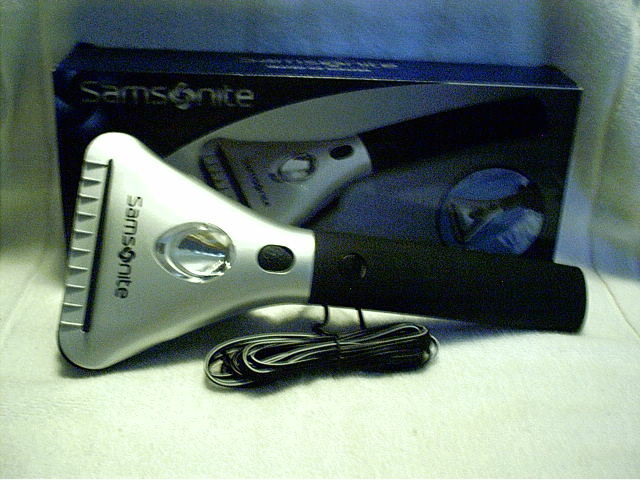 Samsonite Heated Ice Scraper SMISSL 228 W/ Built In Flashlight 15' Power Cord