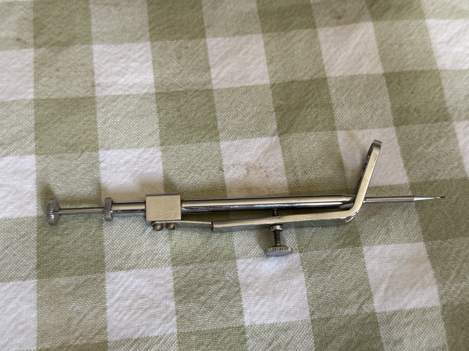 Rotring compass in case