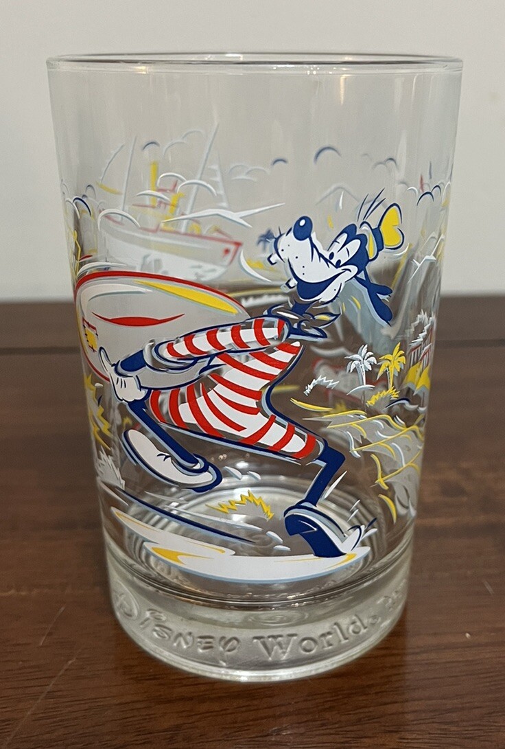 Walt Disney World 25th Anniversary Glass "Remember The Magic" McDonald's Goofy
