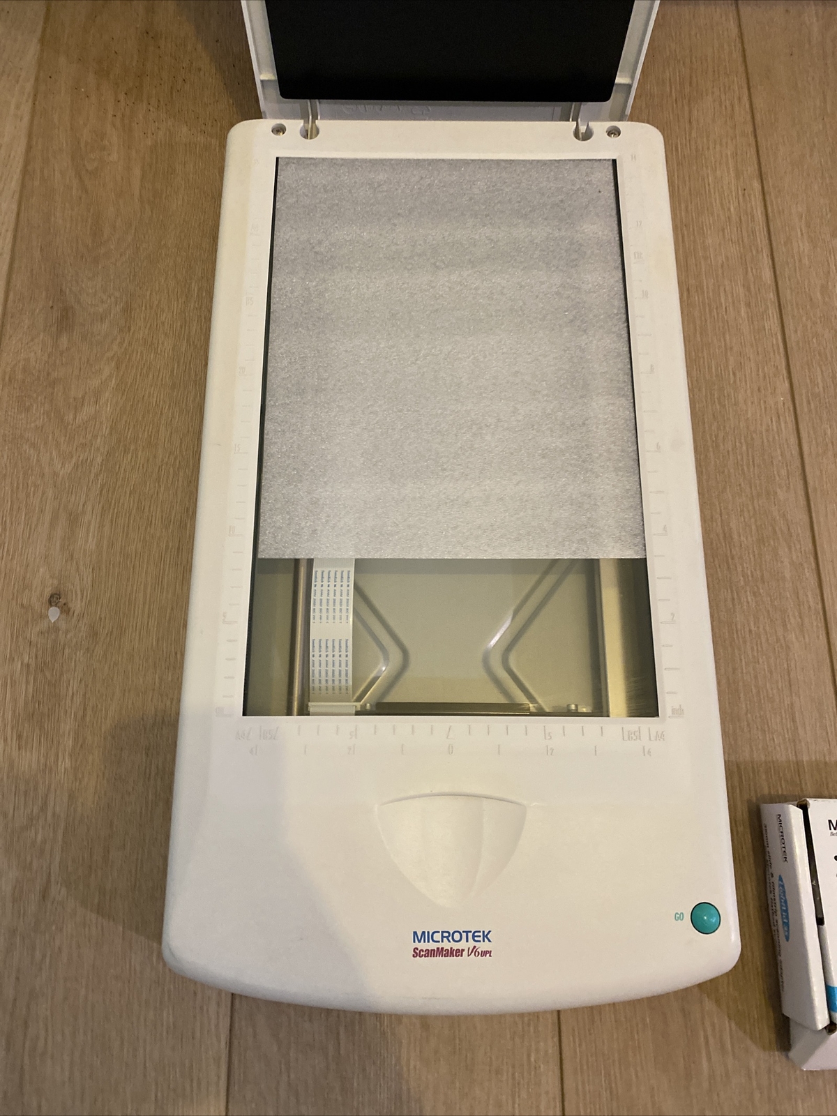 Microtek ScanMaker V6UPL Flatbed Scanner w/ AC Adapter