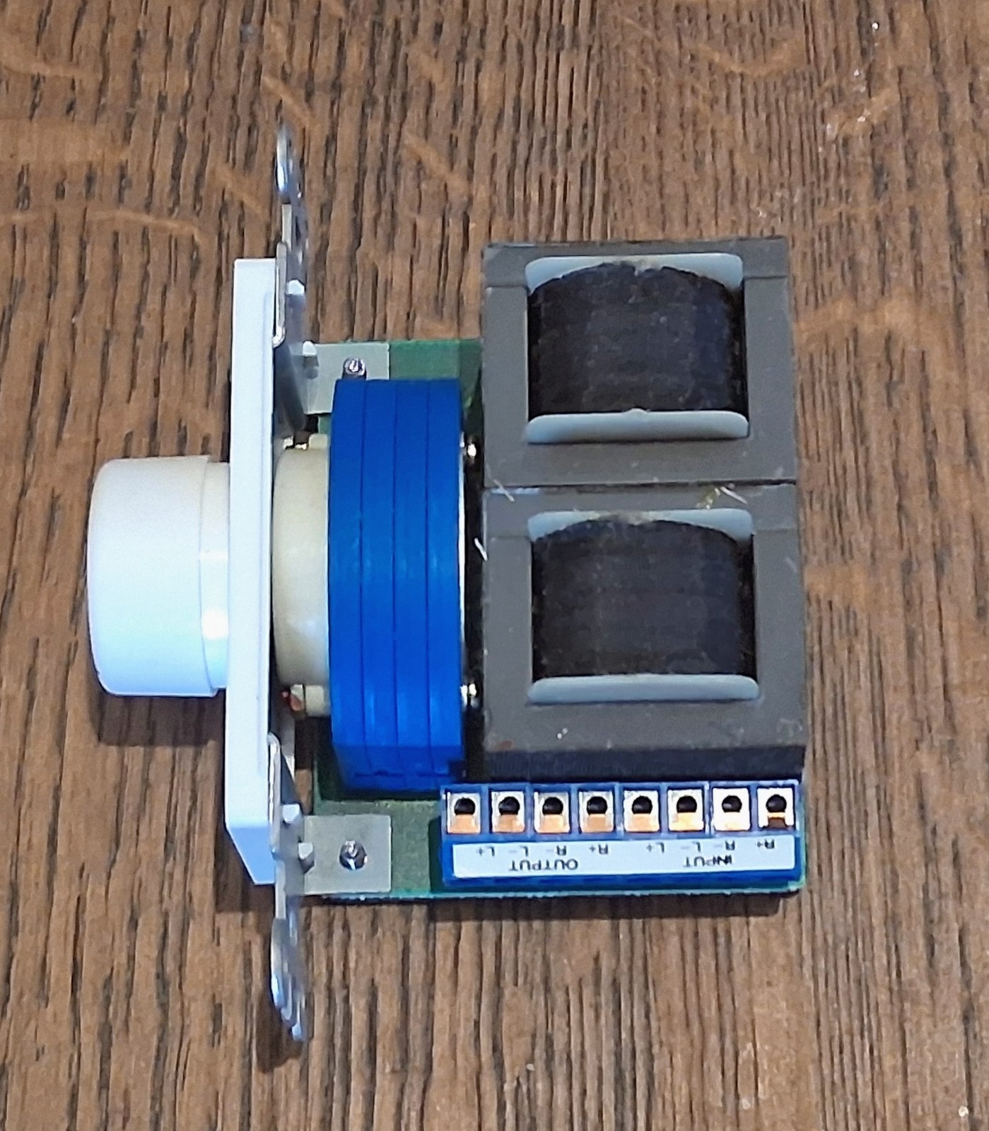 Jamo Audio Stereo Attenuator AT-100