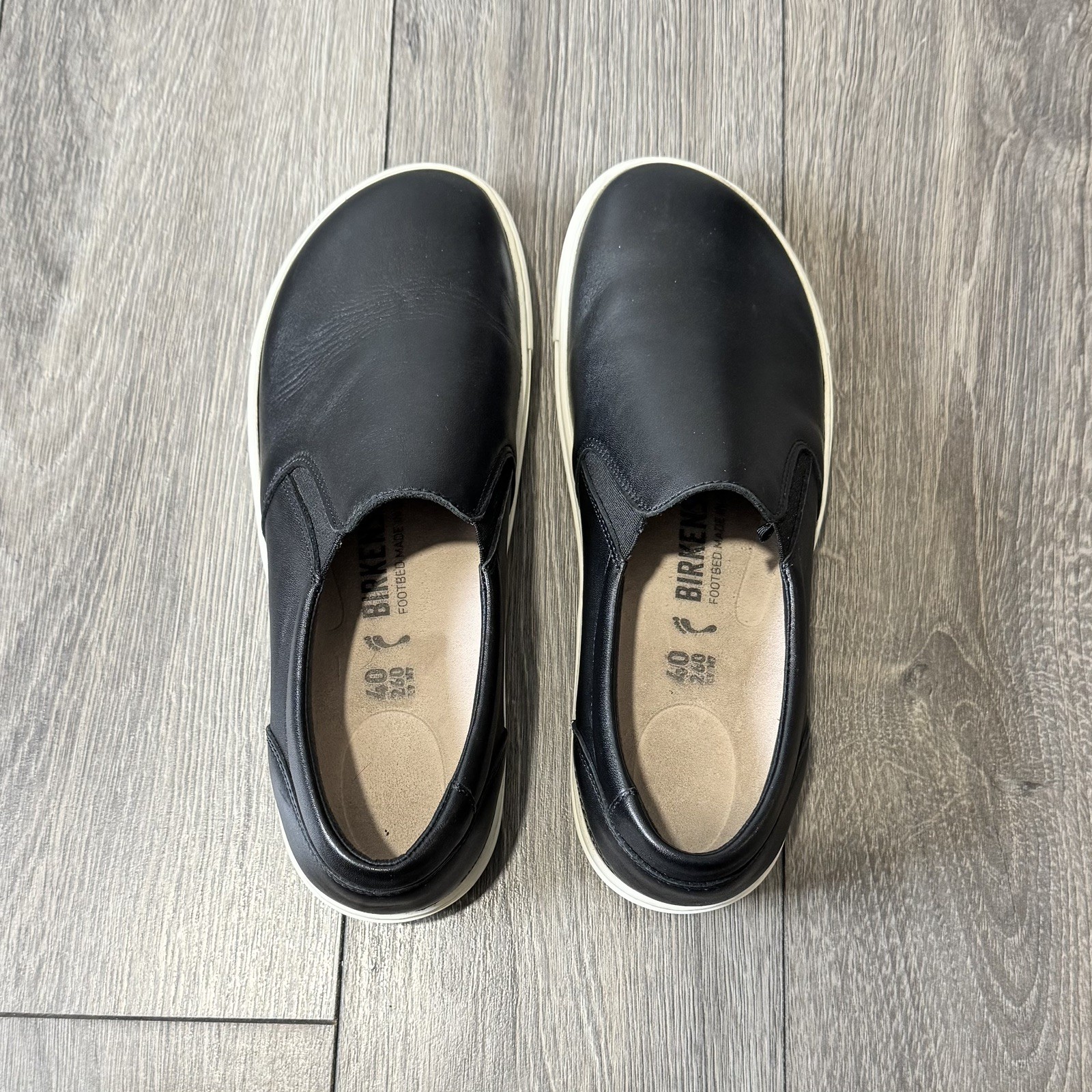 Birkenstock Oswego Black Leather Medium/Narrow Size W9/M7
