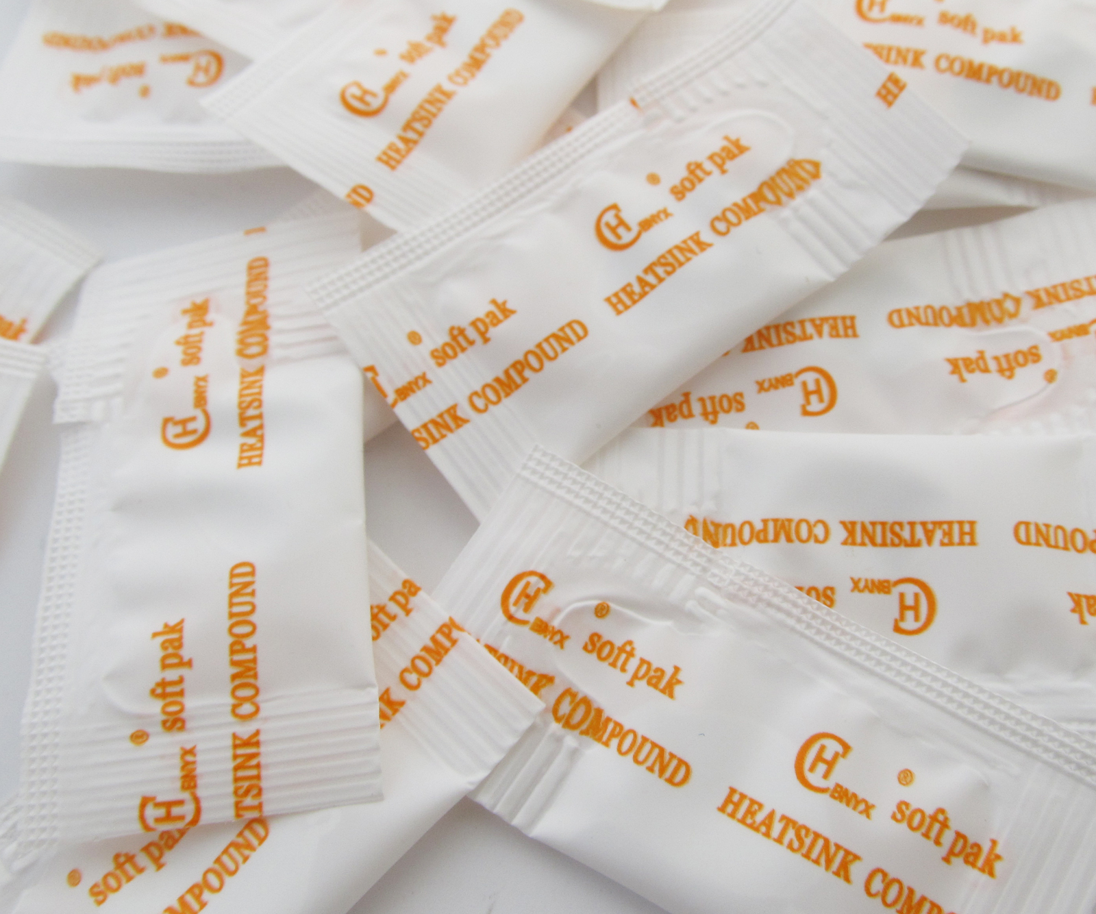 10pcs 0.5g White Conductive Thermal Heatsink Compound Silicone Grease Paste