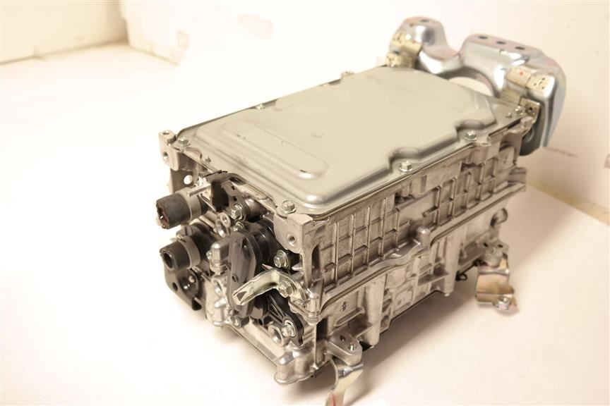 VOLTAGE CONVERTER/CONTROL MODULE OEM 17-22 TOYOTA PRIUS 1YR WRNTY