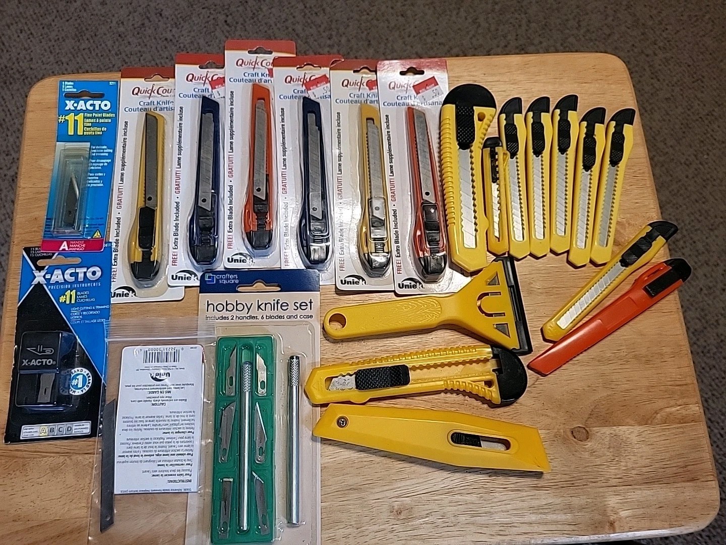 19 + UTILITY KNIFE BOX CUTTERS PLASTIC SNAP OFF BLADES, Extra Blades