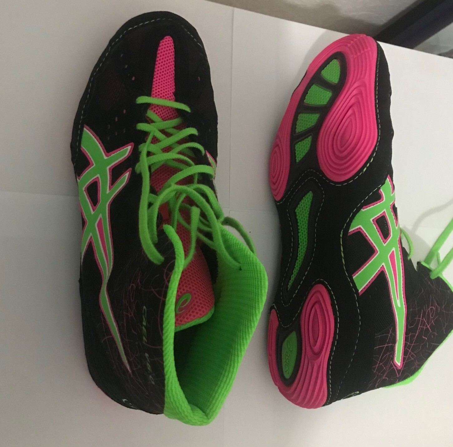 BOXING SHOES ASICS SIZE 11 U.S.