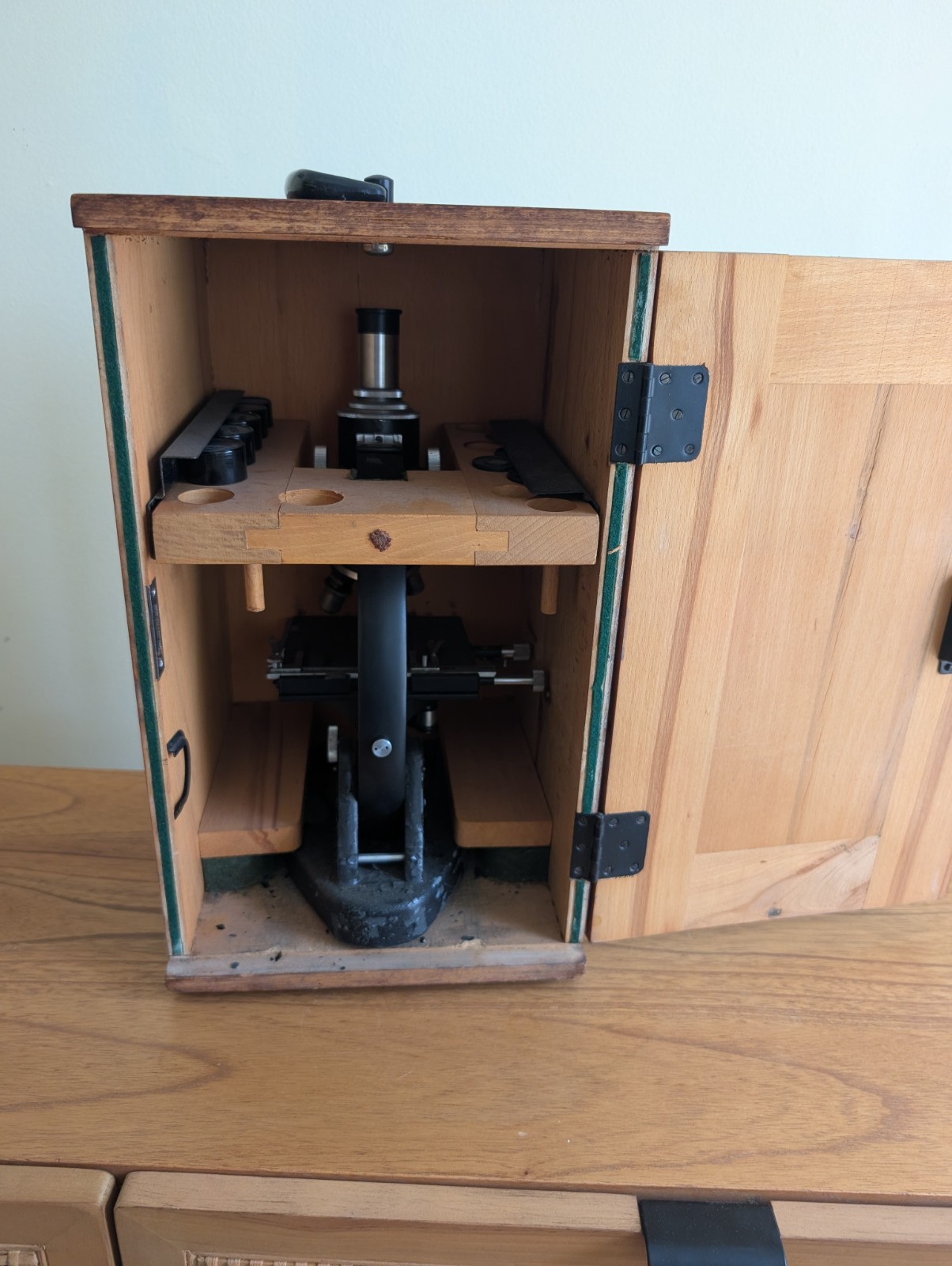Rare Vintage Microscope in Wooden Travel Case Meopta Czechoslovakia 38000