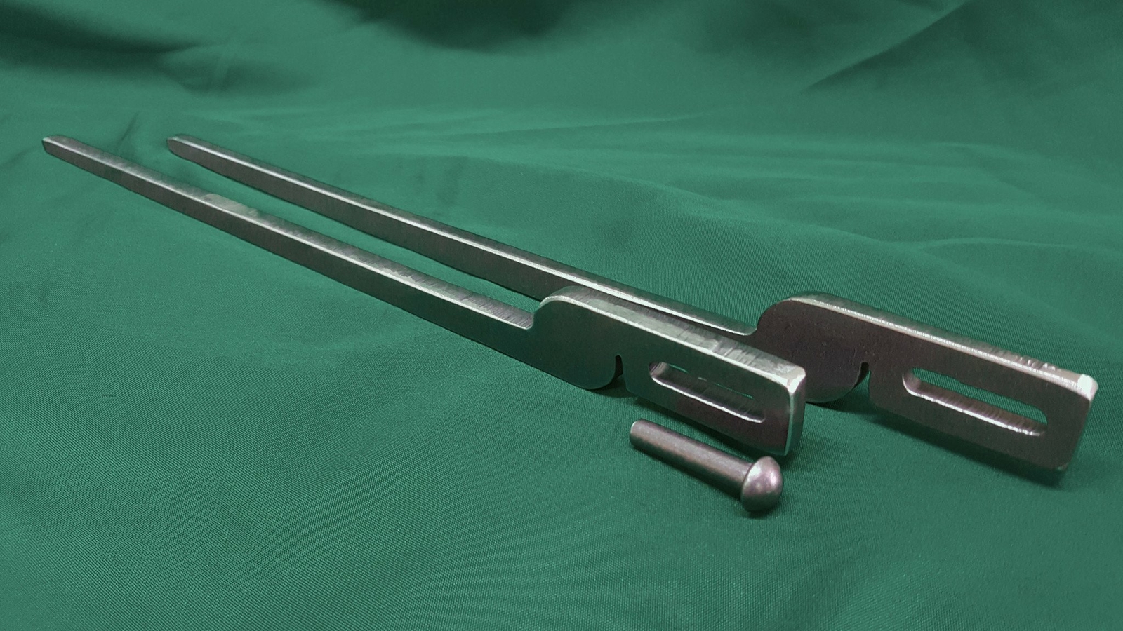 Made in USA - Quick Slot Jaw Tongs