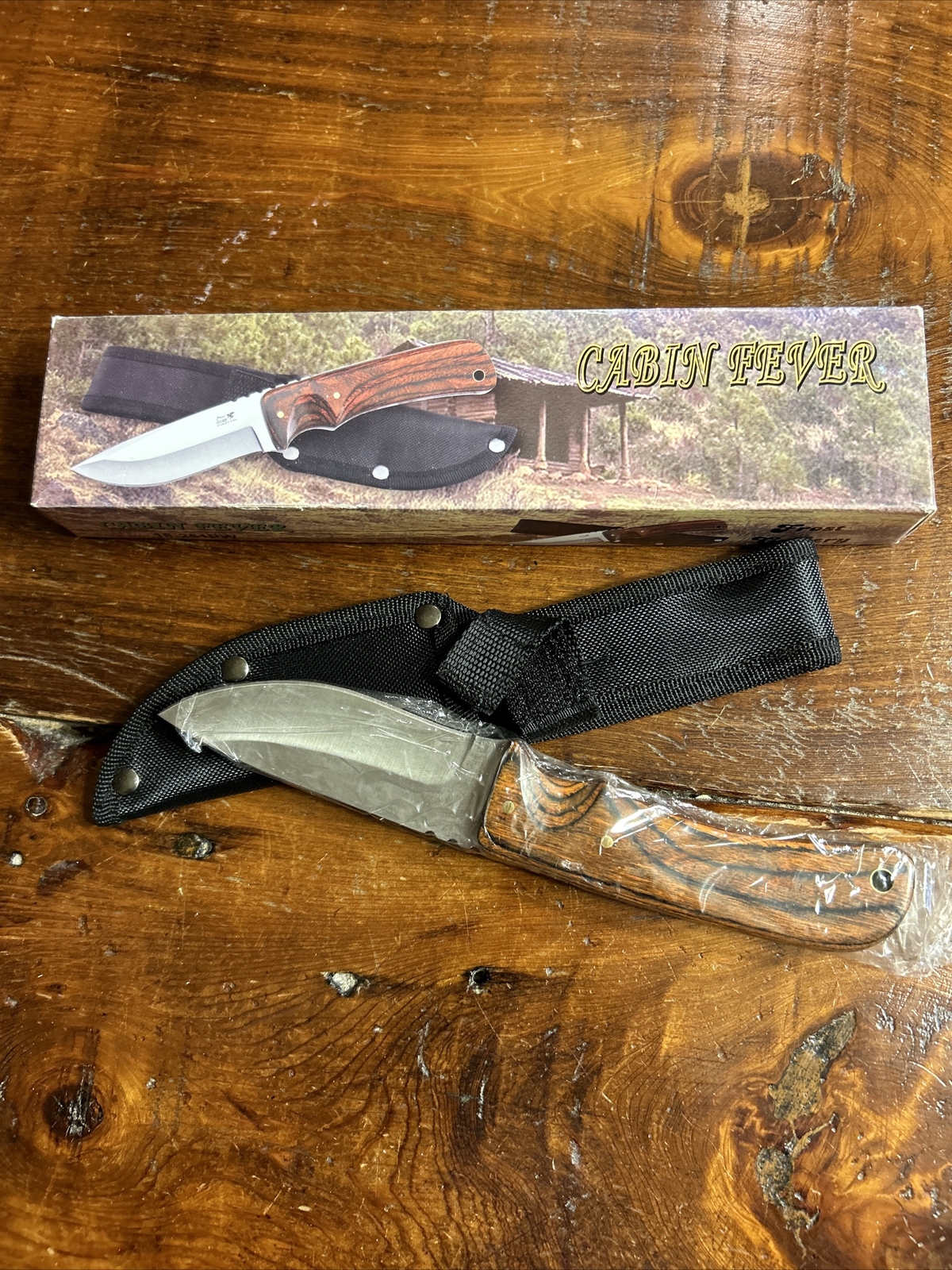 Frost Cutlery Cabin Fever Steel Blade Hunting Knife 8 1/4" Overall Knife Length