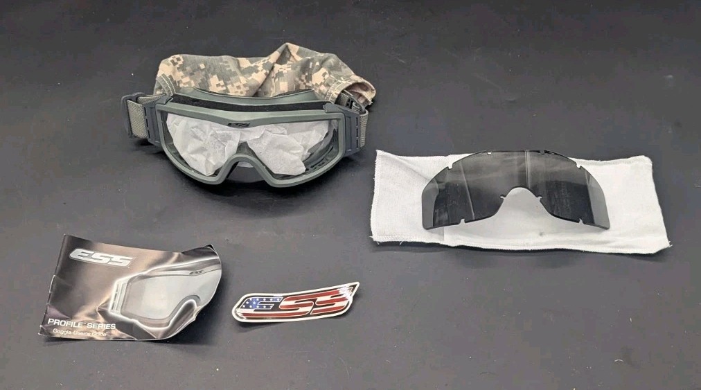 ESS Ballistic Goggles NVG Profile Series ACU w/ 2x Lenses No Case - READ!