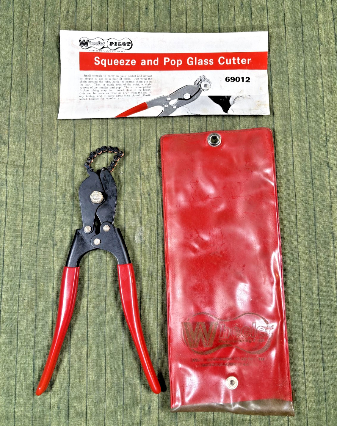 Wheeler Pilot Squeeze and Pop Glass Cutter No. 69012