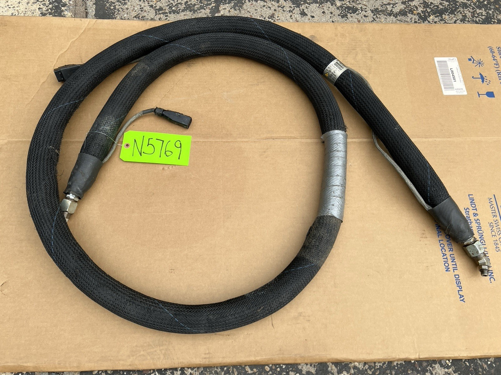 Nordson 12ft Hose PN 129580A for Hot Melt Adhesive Hose, Rectangular Plug