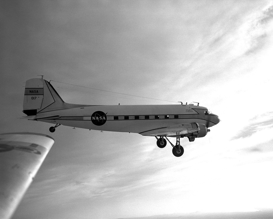 1963 NASA R4D Skytrain Aircraft - 8x10 Photo On 8.5x11 #1373