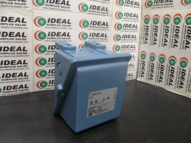UNITED ELECTRIC J402454 PRESSUE CONTROL-New In Box